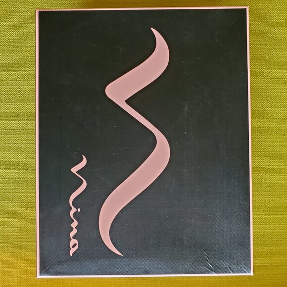 Size 8.5 Nina Haviva Gold T Strap Block Heel Sandal - Picture 6 of 6